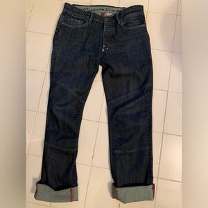 Parasuco jeans. Loose fit. Size 31